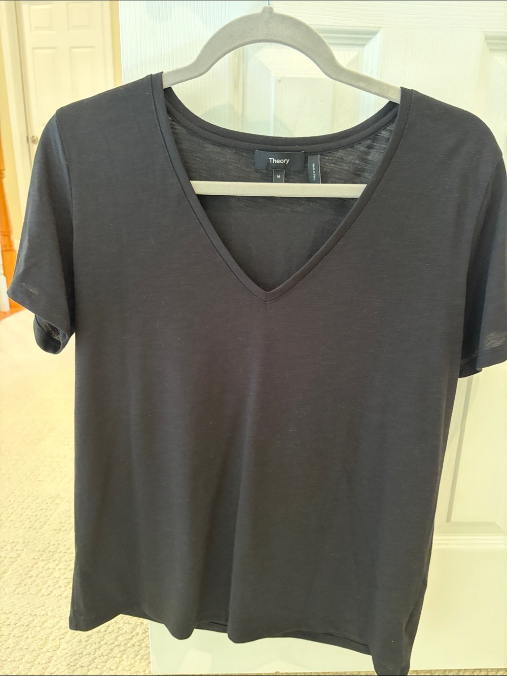 Theory Black T-shirt. Size M. Excellent Condition.